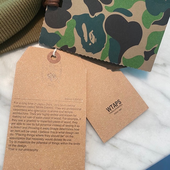 BAPE camo authentic sweatshirt!  New w tags! - Picture 7 of 11